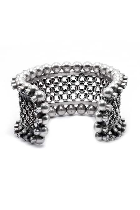 Buy_Sangeeta Boochra_Silver Plated Stones Lubena Checkered Pattern Cuff Bracelet _Online_at_Aza_Fashions