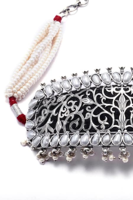 Sangeeta Boochra_Silver Plated Pearls Sharia Embellished Choker _Online_at_Aza_Fashions