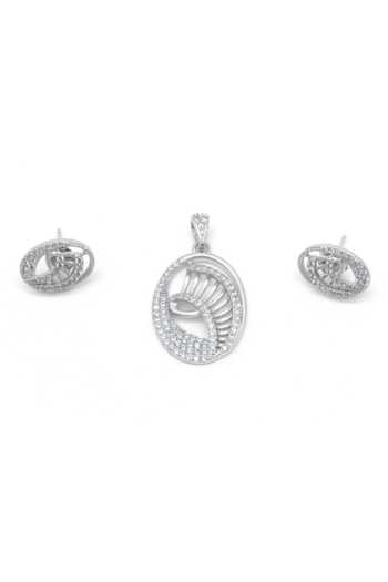 Buy_Sangeeta Boochra_Silver Plated Stones, Cut Work Inaya Oval Pendant With Earrings _Online_at_Aza_Fashions