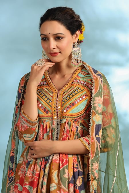 Buy_Bairaas_Yellow Muslin Floral Patterns V Neck Banno Front Cut Anarkali Set_Online_at_Aza_Fashions