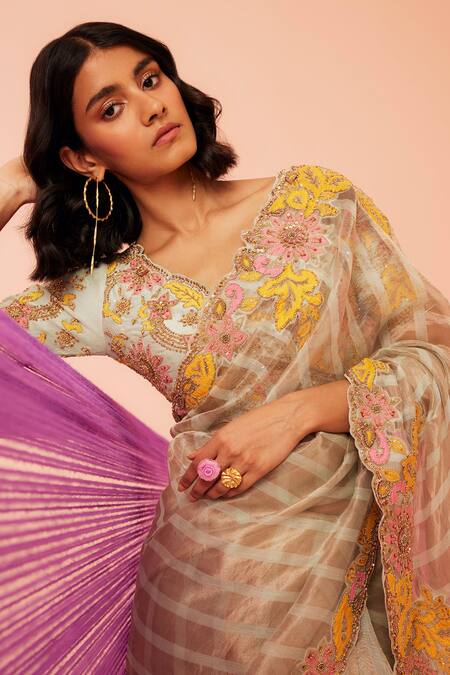 Buy_Sureena Chowdhri_Green Saree Striped Tissue Silk Embroidered Floral Museum And Blouse Set_Online_at_Aza_Fashions