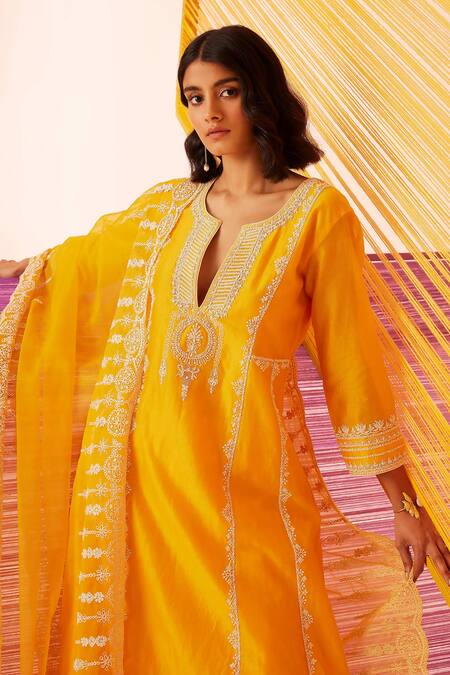 Sureena Chowdhri Yellow Silk Chanderi Embroidered Dori Notched Round Fun In The Sun Kurta Set Online at Aza Fashions Sureena Chowdhri_Yellow Silk Chanderi Embroidered Dori Notched Round Fun In The Sun Kurta Set_Online_at_Aza_Fashions