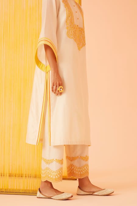 Sureena Chowdhri_Ivory Silk Chanderi Embroidered Resham And Crochet Lace Bliss Kurta Palazzo Set_at_Aza_Fashions