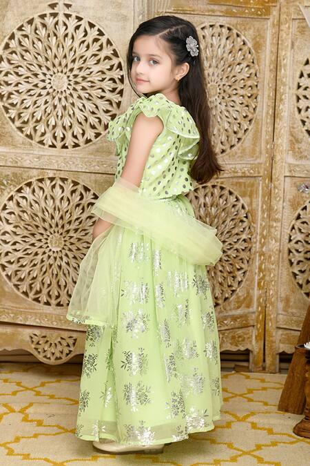 Saka Designs_Green Silk Blend Floral And Dot Pattern Blouse Lehenga Set _Online_at_Aza_Fashions