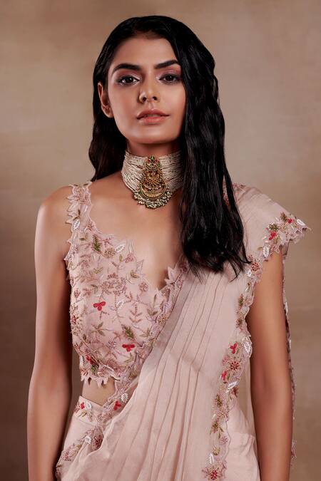 SHASHA GABA Pink Organza Embroidery Plunge Neck Grandi Rosa Pre-draped Saree With Blouse Online at Aza Fashions SHASHA GABA_Pink Organza Embroidery Plunge Neck Grandi Rosa Pre-draped Saree With Blouse _Online_at_Aza_Fashions