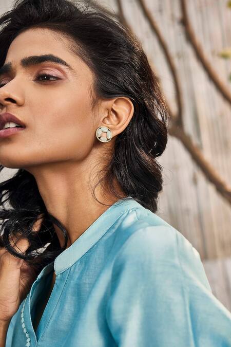 Buy_Charkhee_Blue Kurta Chanderi Hand Embroidered And Embellished Crochet Patch & Pant Set_Online_at_Aza_Fashions