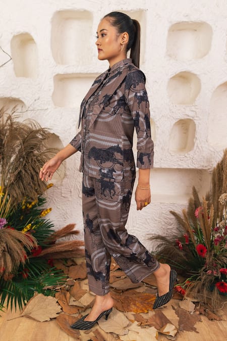 Shop_House Of Fett_Black Crepe Galloping Mare Mandarin Collar Neck Print Shirt And Pant Set _Online_at_Aza_Fashions