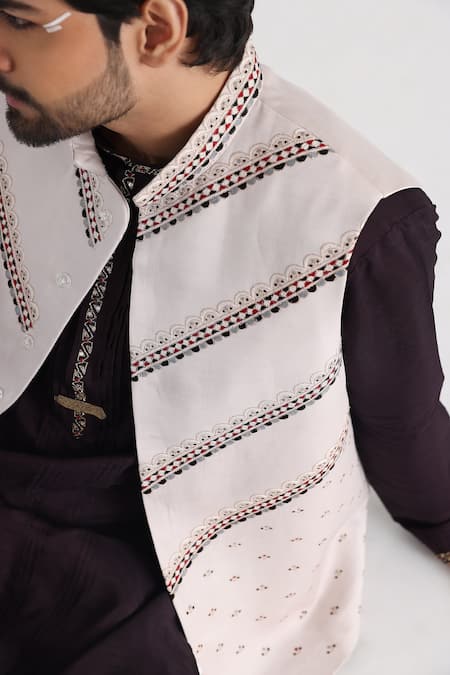 Smriti By Anju Agarwal_Off White Linen, Satin, Bamboo, Cotton Zari, Sequins, Hand Bundi And Kurta Set _Online_at_Aza_Fashions