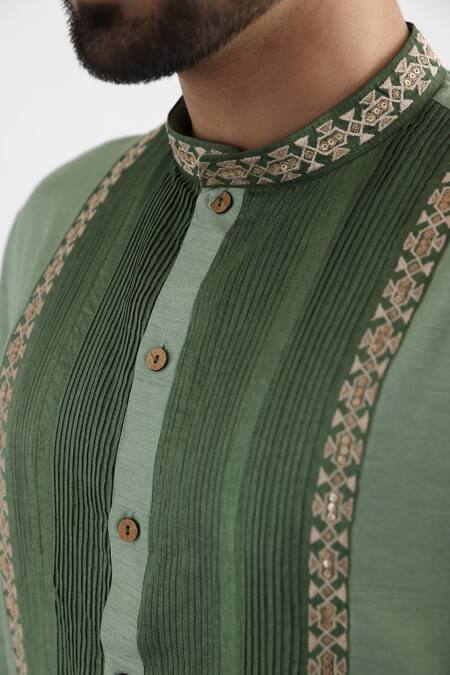 Shop_Smriti by Anju Agarwal_Green Kurta - Bam Silk And Mulmul Hand Embroidered Pintucked Straight Set _Online_at_Aza_Fashions