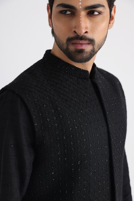 Smriti By Anju Agarwal_Black Bamboo, Silk, Cotton Embroidery Checkered Kurta Set _Online_at_Aza_Fashions