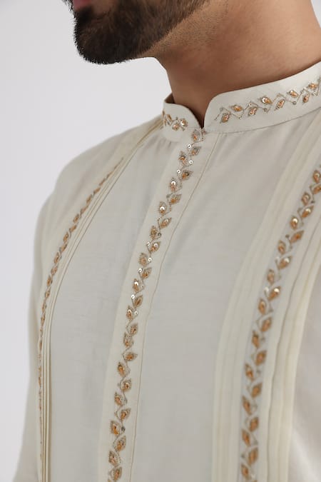 Shop_Smriti By Anju Agarwal_Off White Bamboo, Cotton Sequins, Embroidery Ruakh Thread Placement Kurta Set _Online_at_Aza_Fashions