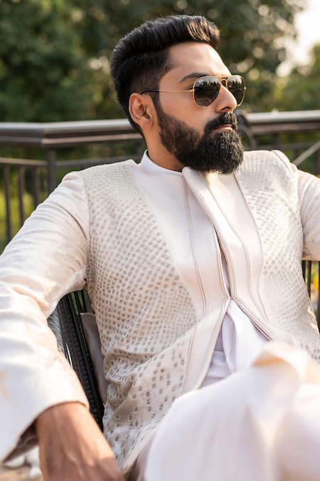 Decemberbyvivek_Cream Velvet Cut Work Hand Embroidered Jacket Kurta Set _Online_at_Aza_Fashions