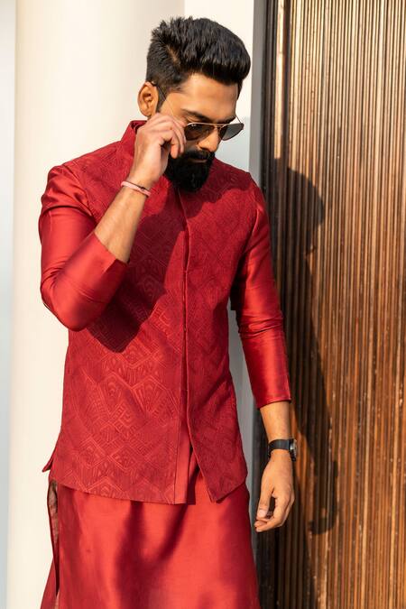 Decemberbyvivek_Red Silk Embroidery Diamond Bundi Jacket Set _Online_at_Aza_Fashions