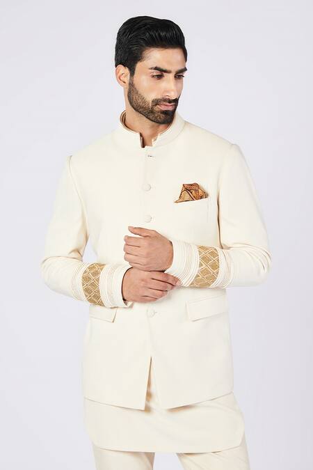 S&N By Shantnu Nikhil_Off White Wool, Viscose, Polyester Embroidery Zari Sleeve Bandhgala_Online_at_Aza_Fashions