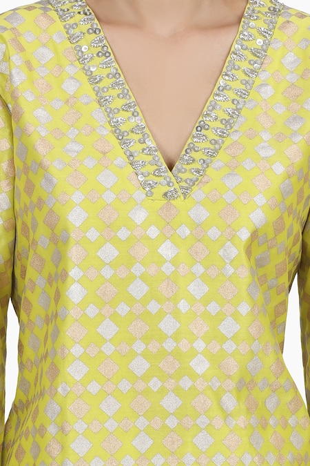 Buy_Seema Nanda_Yellow Organza, Chanderi Silk, Lining Cotton Keerat Straight Printed Kurta Set _Online_at_Aza_Fashions