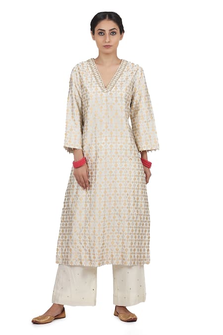Shop_Seema Nanda_Ivory Chanderi Silk, Cotton Mul And Organza Lining Deep Kurta Palazzo Set_Online_at_Aza_Fashions