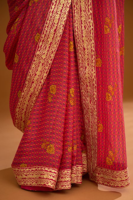 Shyam Narayan Prasad_Fuchsia Modal Satin Embroidered Gota Sweetheart Neck Floral Work Saree Set _Online_at_Aza_Fashions