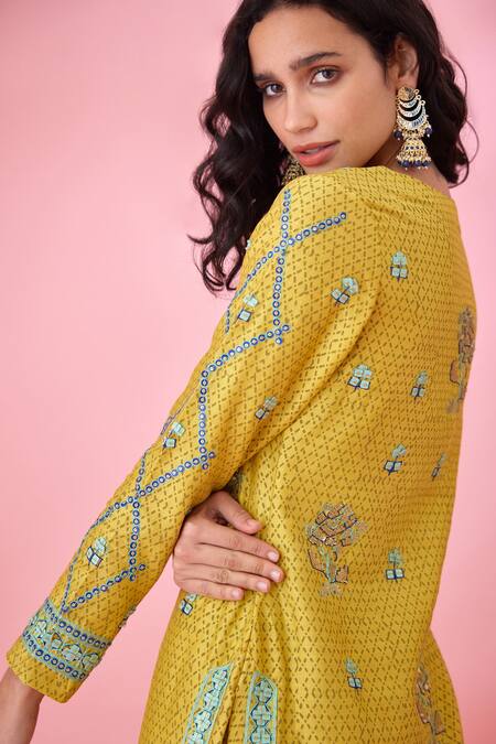 Shyam Narayan Prasad_Yellow Chanderi Silk Sequins, Embroidery Round Neck Block Printed Kurta Set _Online_at_Aza_Fashions