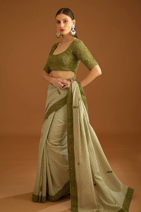 Shyam Narayan Prasad_Green Chanderi Jacquard And Cotton Silk Embroidered Thread Saree With Blouse _at_Aza_Fashions