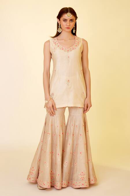 Shyam Narayan Prasad_White Chanderi Silk Embroidery, Tassels, Thread And Work Short Kurta Sharara Set _at_Aza_Fashions