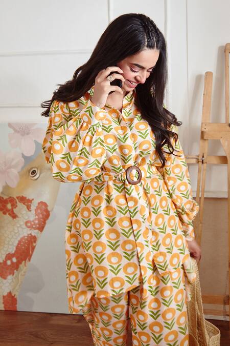 Sorbae_Ivory Handloom Silk Chanderi Digital Floral Spread Collar Print Co-ord Set_Online_at_Aza_Fashions