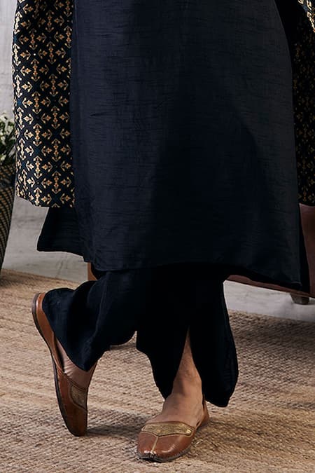 Shop_Soup By Sougat Paul_Black Silk Embroidery Zahra Geometric Print Longline Jacket And Kurta Set _Online_at_Aza_Fashions