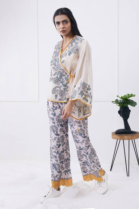 Soup By Sougat Paul_Cream Handloom Cotton, Silk Embroidery V-neck Yasmin Printed Overlap Co-ord Set _Online_at_Aza_Fashions