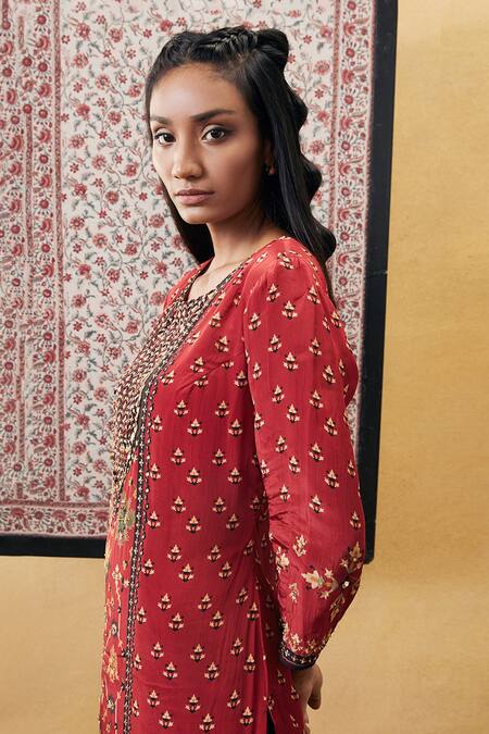Shop_Soup By Sougat Paul_Black Crepe Embroidery, Sequins Round Neck Zahra Printed Kurta And Pant Set _Online_at_Aza_Fashions