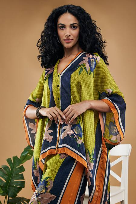 Soup By Sougat Paul_Green Cotton, Silk Embroidery V-neck Orchid Bloom Print Kimono Shirt With Pant _at_Aza_Fashions