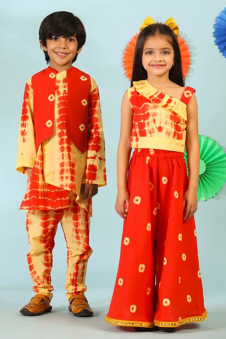 Cute Couture_Red , Satin Embroidery Shibori Bandhani Kurta Set _at_Aza_Fashions