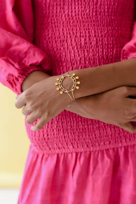 Esme By Aashna Dalmia_Yellow Embellished Circular Shaped Bracelet _Online_at_Aza_Fashions