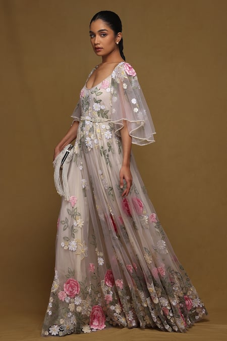 Shriya Som_Off White Tulle Pearls Plunge Neck Floral Thread Embroidered Gown _Online_at_Aza_Fashions
