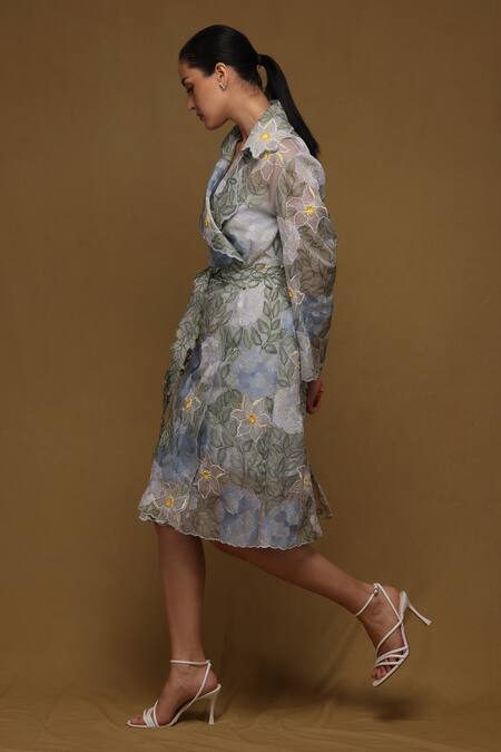 Shriya Som Blue Organza Embroidery Collared Floral Thread Trench Coat Online at Aza Fashions Shriya Som_Blue Organza Embroidery Collared Floral Thread Trench Coat _Online_at_Aza_Fashions