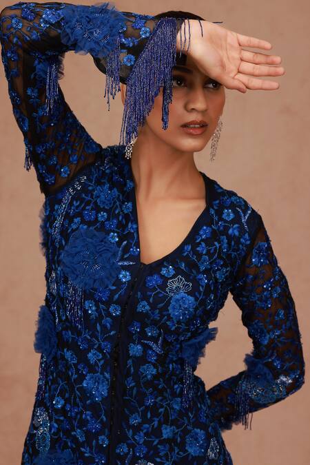 Shriya Som_Blue Tulle Fringe, Embroidery V-neck Floral Hem Dress _Online_at_Aza_Fashions