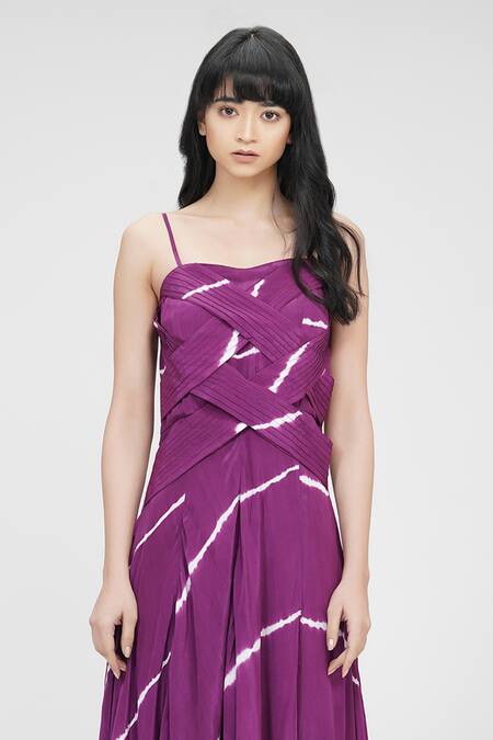 Buy Shruti S Wine Viscose, Crepe Sweetheart Neck Tie Dye Strappy Flared Dress Buy_Shruti S_Wine Viscose, Crepe Sweetheart Neck Tie Dye Strappy Flared Dress