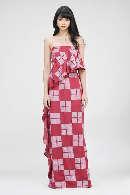 Shruti S Red Modal, Satin Ruffles Off-shoulder Hand Block Print Strapless Gown Online at Aza Fashions Shruti S_Red Modal, Satin Ruffles Off-shoulder Hand Block Print Strapless Gown _Online_at_Aza_Fashions