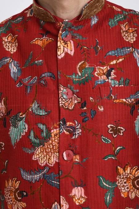 Buy_Samant Chauhan_Red Cotton, Silk Embroidery Floral Printed Quilted Bundi And Kurta Set _Online_at_Aza_Fashions
