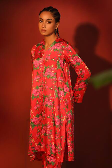 Shetab Kazmi_Red Modal, Satin V-neck Floral Print Tunic And Pant Set _Online_at_Aza_Fashions