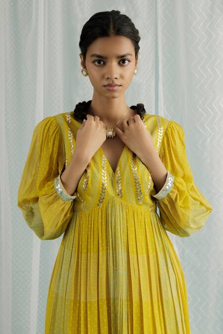 Surbhi Gupta_Yellow Anarkali Georgette Printed Polka Dots V Aila And Trouser Set  _at_Aza_Fashions