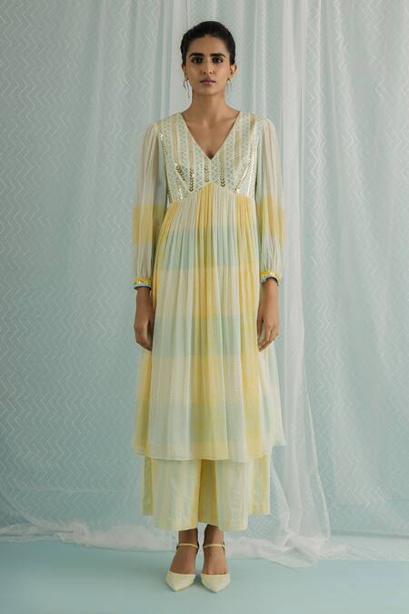 Surbhi Gupta Ivory Anarkali Georgette Block Print Polka Dot Aila Dual Shaded Set Online at Aza Fashions Surbhi Gupta_Ivory Anarkali Georgette Block Print Polka Dot Aila Dual Shaded Set _Online_at_Aza_Fashions