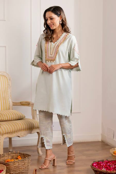 Buy_Pairaahan_Blue Linen Embroidered Mirror Work Lace Embellished Kurta With Self Design Pant_Online_at_Aza_Fashions