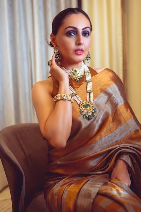 Buy_Sheela Suthar_Gold Handloom Cotton Surekha Stripe Woven Saree With Running Blouse