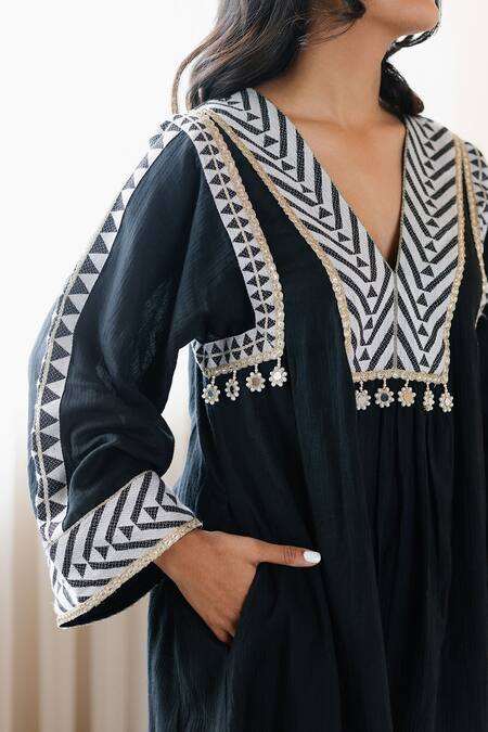 Buy Seeaash Black Cotton Mirrors, Pearls V-neck Border Printed A-line Kurta And Pant Set Online at Aza Fashions Buy_Seeaash_Black Cotton Mirrors, Pearls V-neck Border Printed A-line Kurta And Pant Set_Online_at_Aza_Fashions