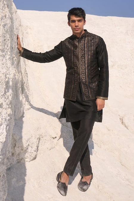 Seema Gujral Black Raw Silk Geometric Pattern Bundi Kurta Set 