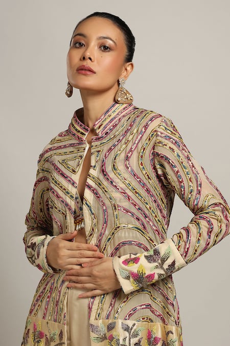 Sejal Kamdar Beige Gajji Silk Embellished Pipe Jacket Stripe Flared Pant Set at Aza Fashions Sejal Kamdar_Beige Gajji Silk Embellished Pipe Jacket Stripe Flared Pant Set _at_Aza_Fashions