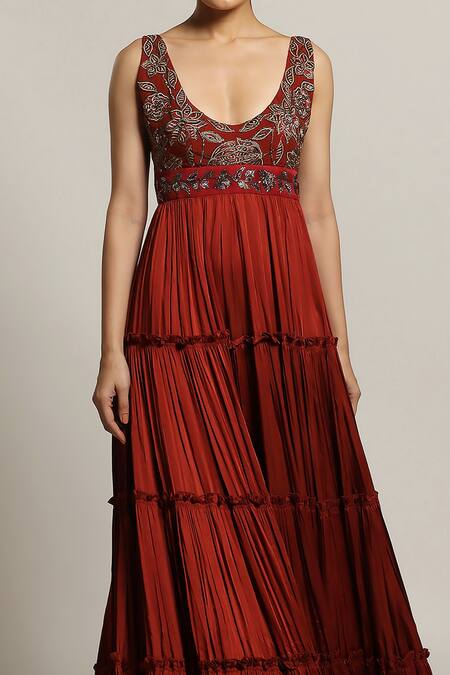 Buy_Sejal Kamdar_Maroon Gajji Silk And German Satin Embroidery Ajrakh Panel Short & Layered Set 