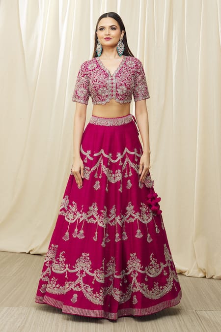 Jayanti Reddy Pink , Satin Embroidery V-neck Aari Bridal Lehenga Set Online at Aza Fashions Jayanti Reddy_Pink , Satin Embroidery V-neck Aari Bridal Lehenga Set _Online_at_Aza_Fashions