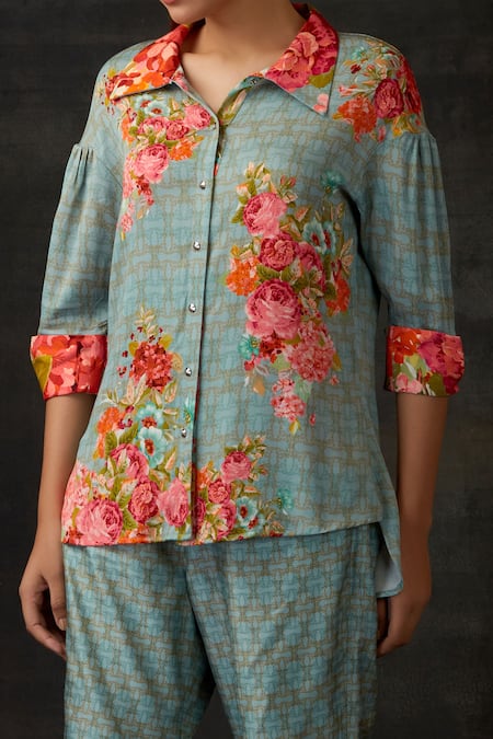 Shilpi Gupta Grey Pant Viscose , Shirt Poly Floral, Geometric Print And Set Online at Aza Fashions Shilpi Gupta_Grey Pant Viscose , Shirt Poly Floral, Geometric Print And Set _Online_at_Aza_Fashions