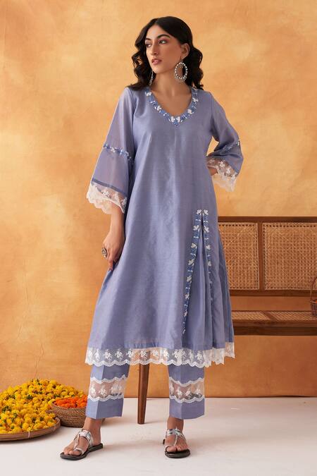 Shipraa Grover_Grey Chanderi, Maheshwari Embroidery, Lace Layla Resham Straight Kurta Pant Set _Online_at_Aza_Fashions