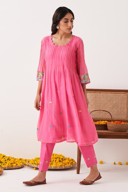 Buy Shipraa Grover Pink Chanderi Embroidery Round Neck Miha Kurta And Pant Set Online at Aza Fashions Buy_Shipraa Grover_Pink Chanderi Embroidery Round Neck Miha Kurta And Pant Set _Online_at_Aza_Fashions